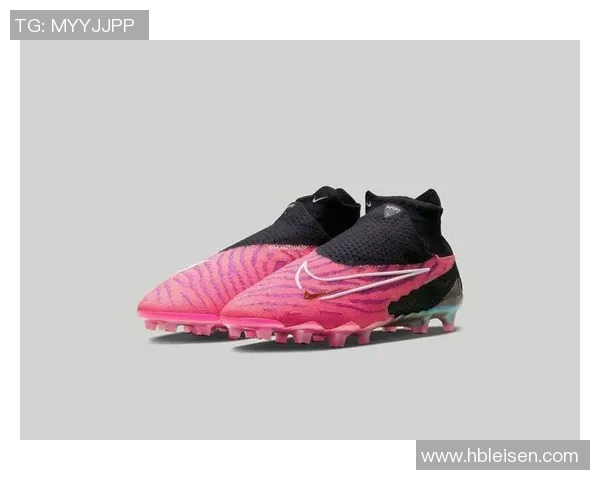 足球球星专属鞋象征身份荣耀与个人风格的特别设计